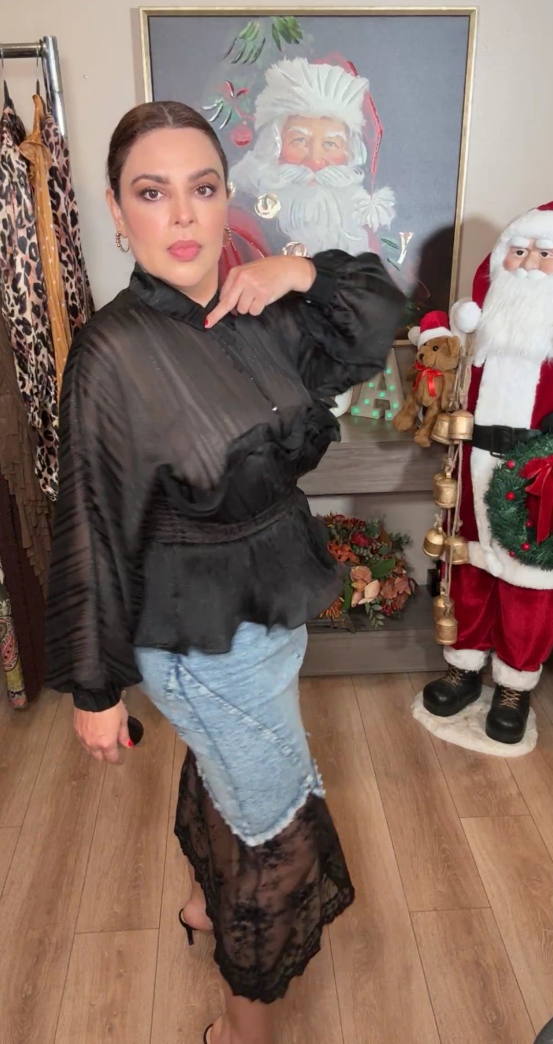 Falda azul mezclilla aplicacion encaje bajo stretch midi (#117)