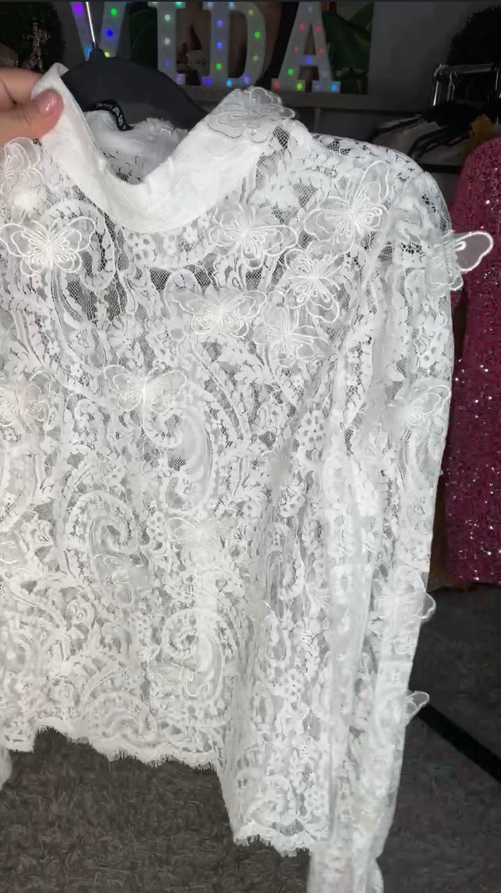 Blusa Blanca Encaje y Mariposas 3D (#100)