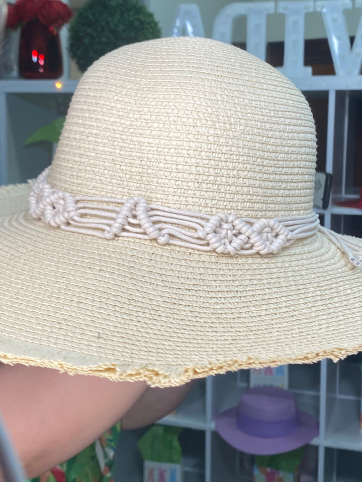 Sombrero Beige Cinta Hueso Rafia Ala Mediana (#305)