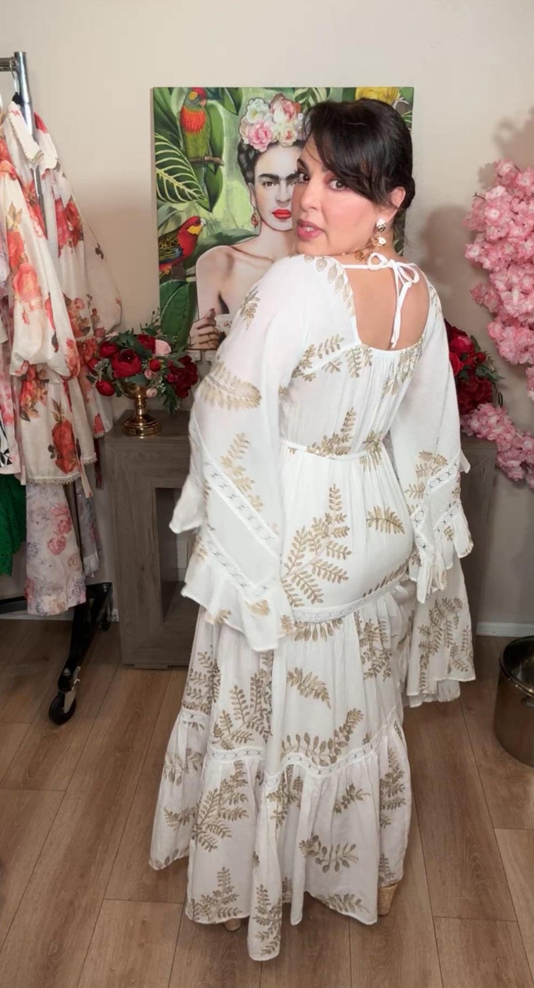 Vestido blanco manta bordado oro cintura stretch maxi (#125)