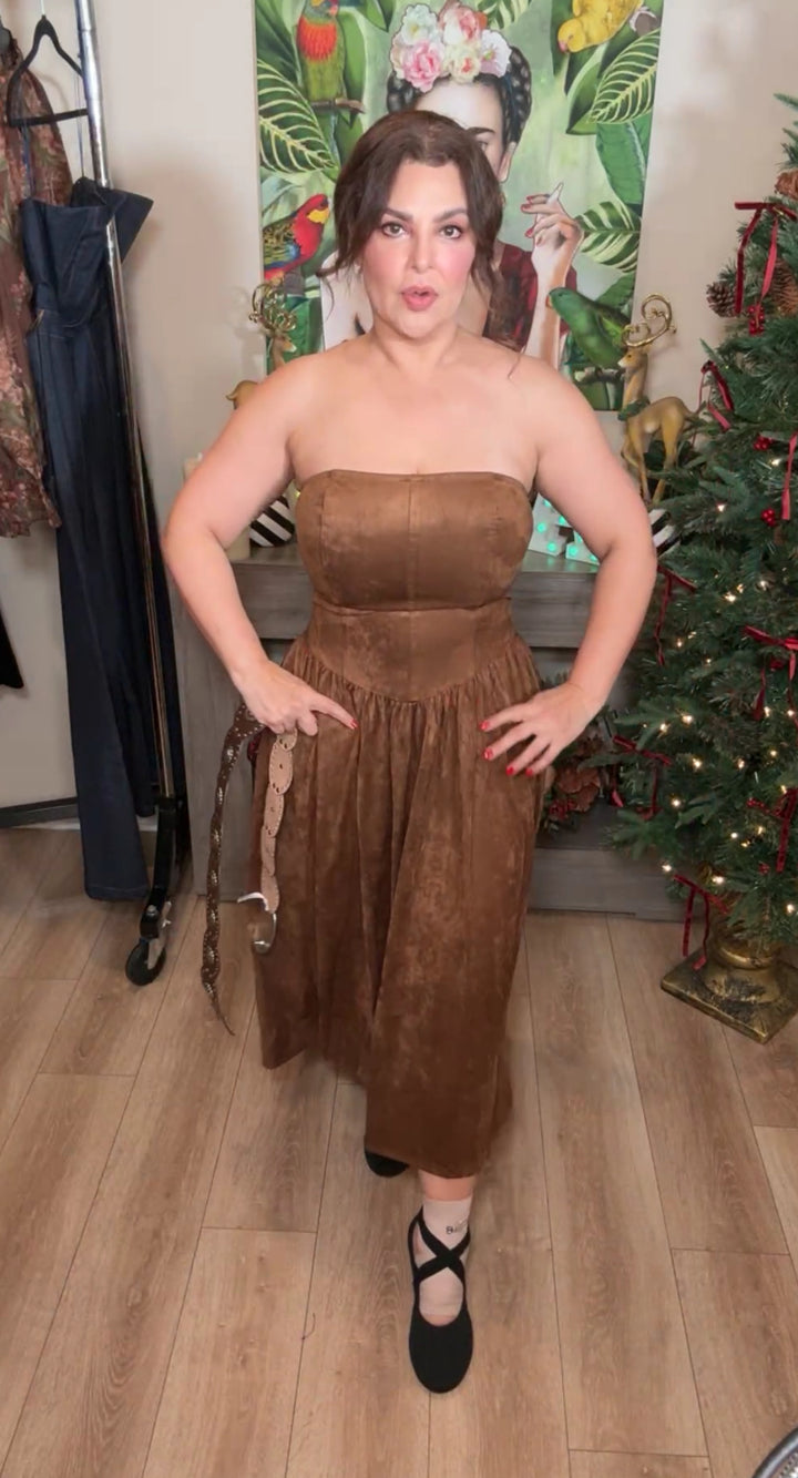 Vestido café chocolate gamuza corte princesa (#123)