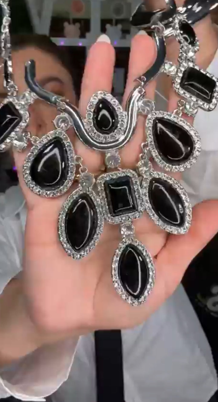 Collar Negro Pedreria Princess (#235)