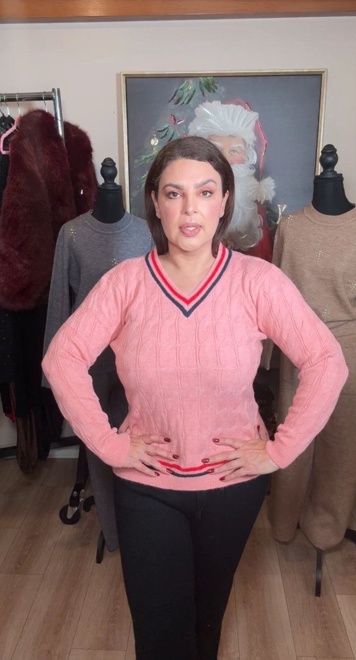 Sweater rosa de lana estilo preppy tejido cable (#163)