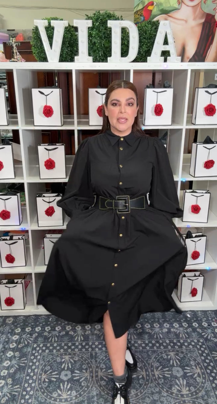 Vestido Negro Manga Larga Princesa Boton Dorado Trabajado (#157)