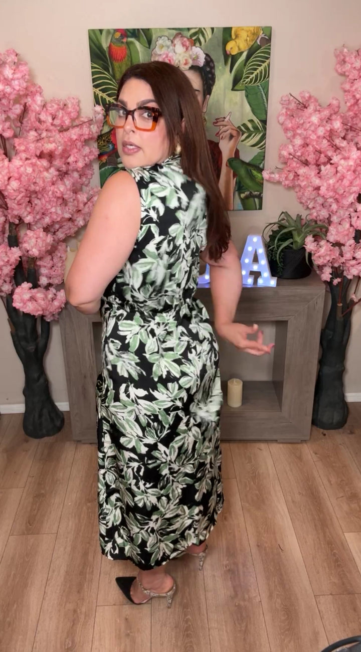 Vestido negro hojas blanco con verde satinado cuello desnivel midi (#301)