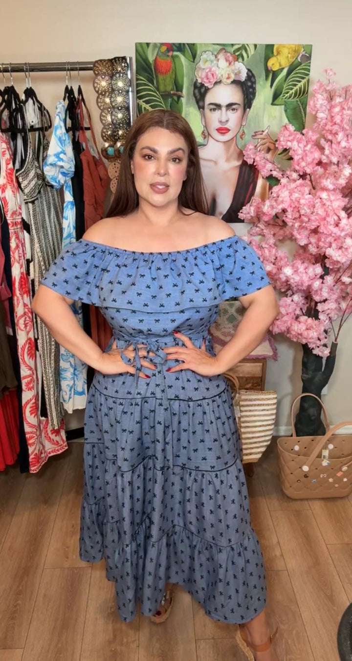 Vestido Azul Con Moñitos Negros Terciopelo Sobre Saltado  (#176)
