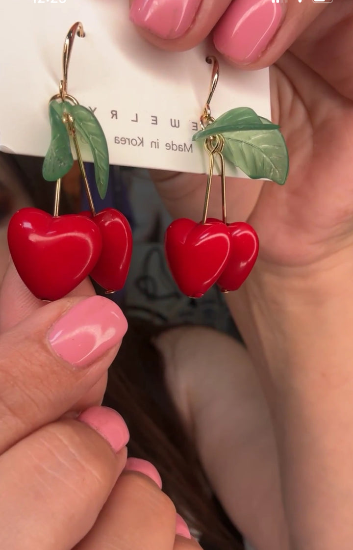 Arete Rojo Cherries Corazon Doble (#124)