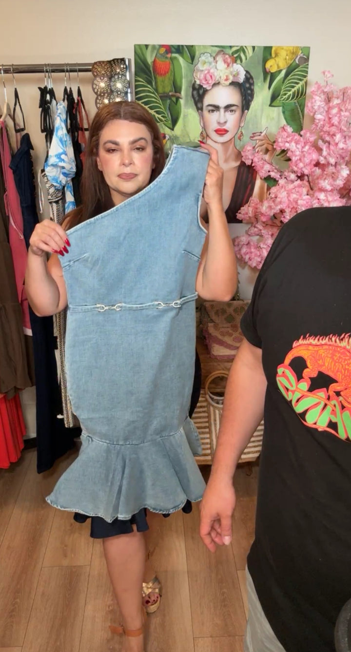 Vestido Azul Mezclilla Una Manga Cinto Ferré Pedrería Corte Sirena (#157)