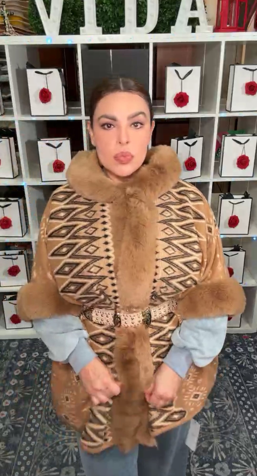 Shawl Mocha y Negro Western Fur Unitalla (#138)