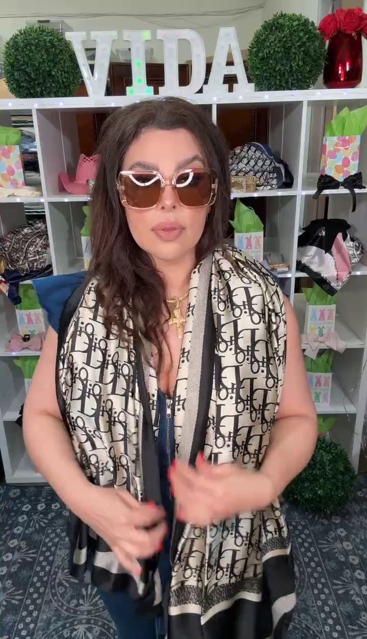 Mascada Negra y Beige Dio (#159)