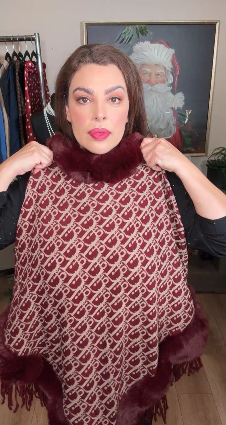 Poncho vino Dio fur (#125)