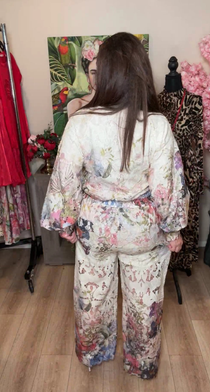 set crema crochet multi floral ultra lux pantalón y camisa (