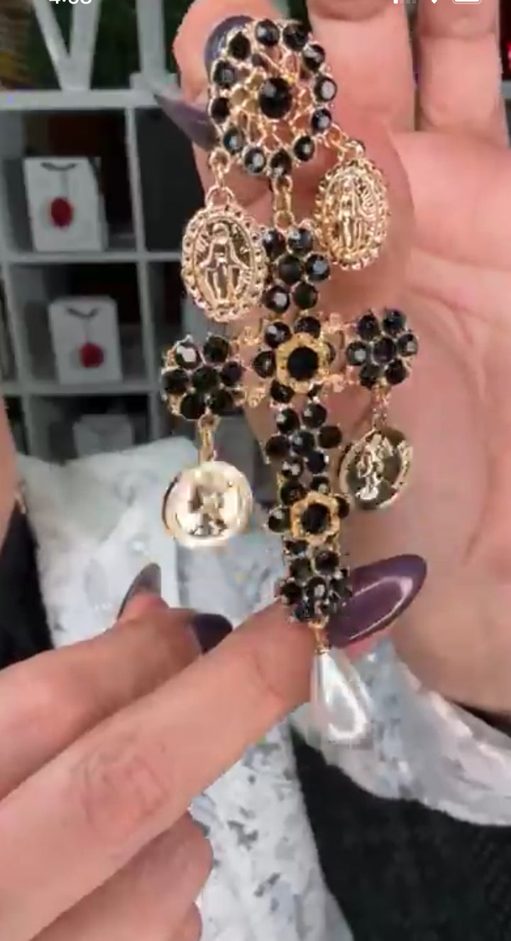 Arete Dorado Piedra Negra con Perlas Virgen X Luxury (#111)