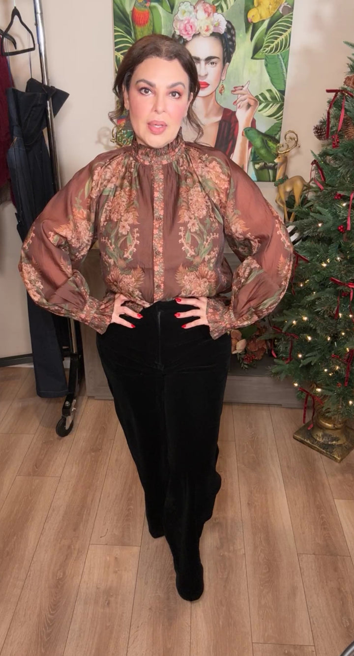 Blusa café flores beige y verde barroca (#102)