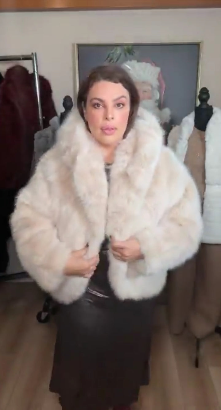 Abrigo beige fur ultra lujoso (#100)