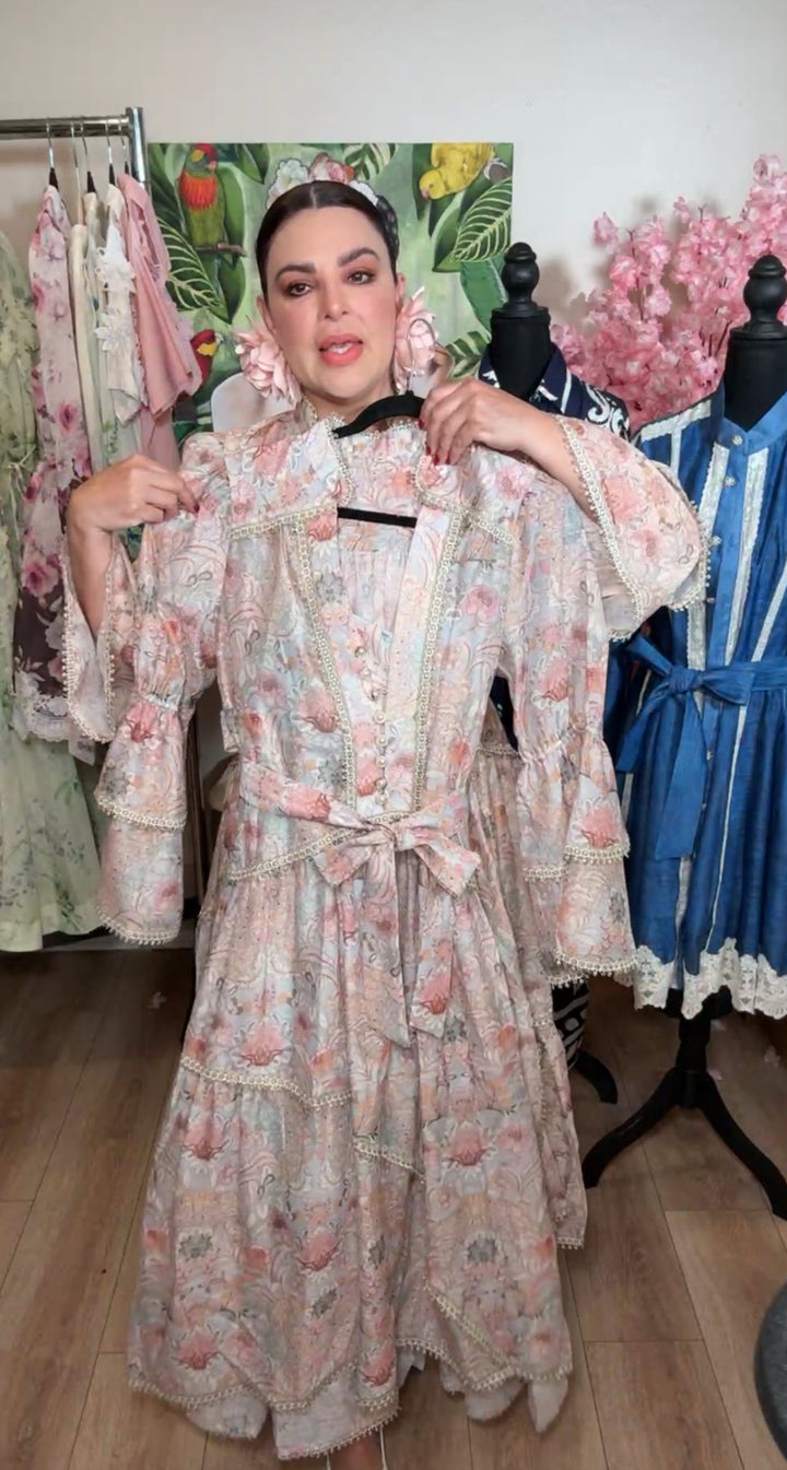 Vestido azul pálido victoriano manga volantes hilo oro midi (