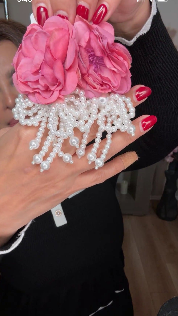Arete flor rosa y perlas colgantes delux