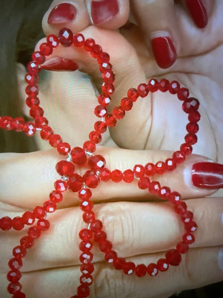 Arete rojo flor cristales