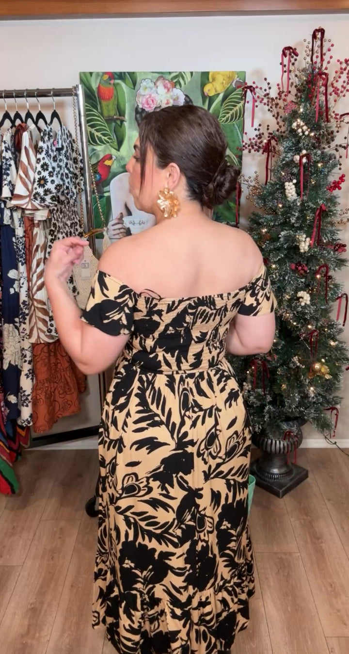 Vestido Mocha Flor Negra Intenso (#178)