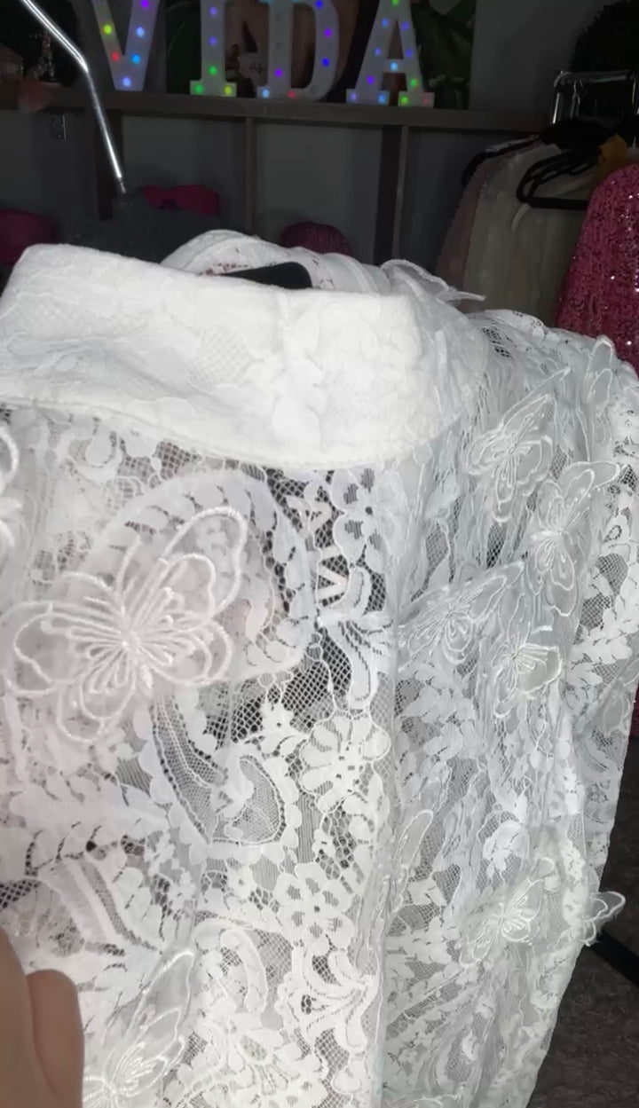 Blusa Blanca Encaje y Mariposas 3D (#100)