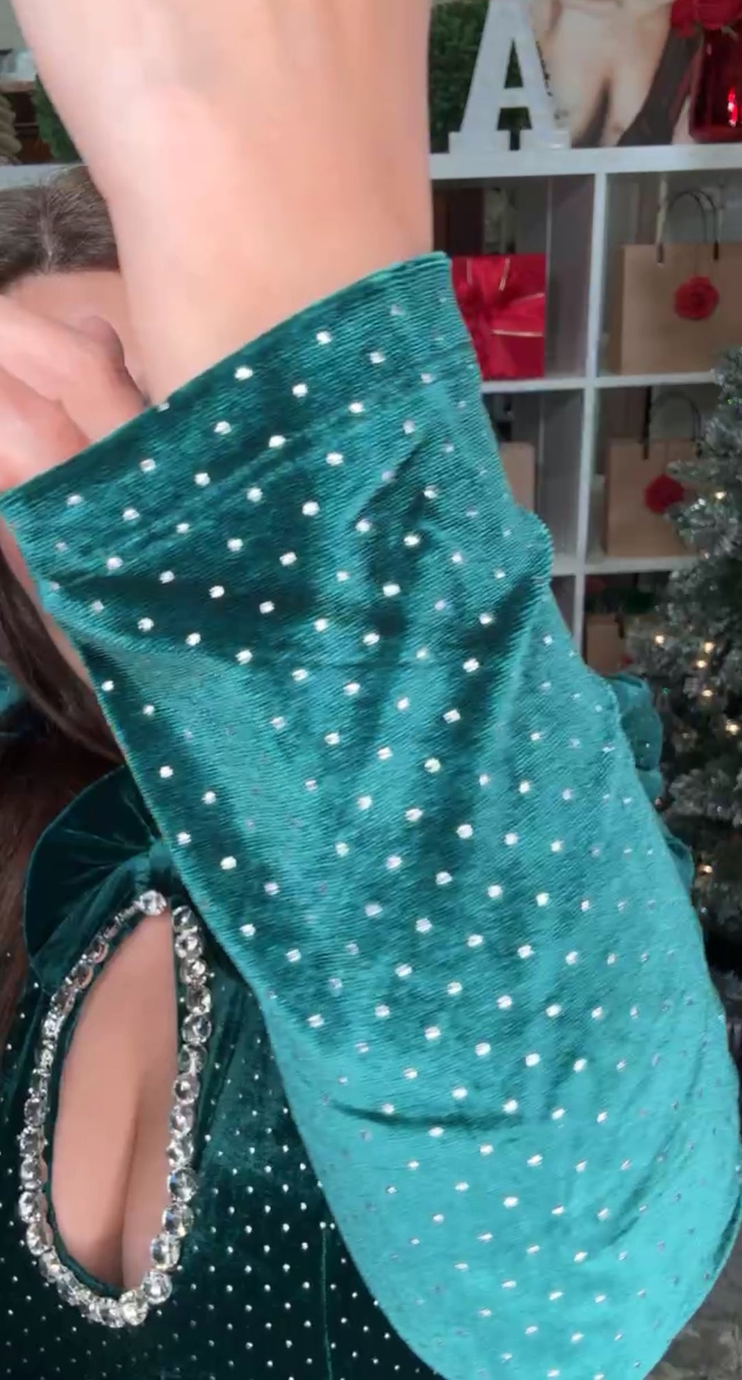 Vestido Verde Terciopelo Peekaboo (#441)