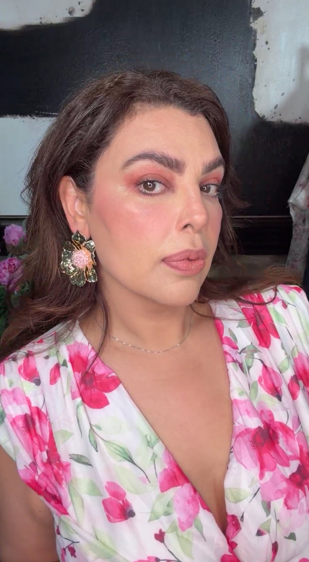 Arete oro pistilo rosa (