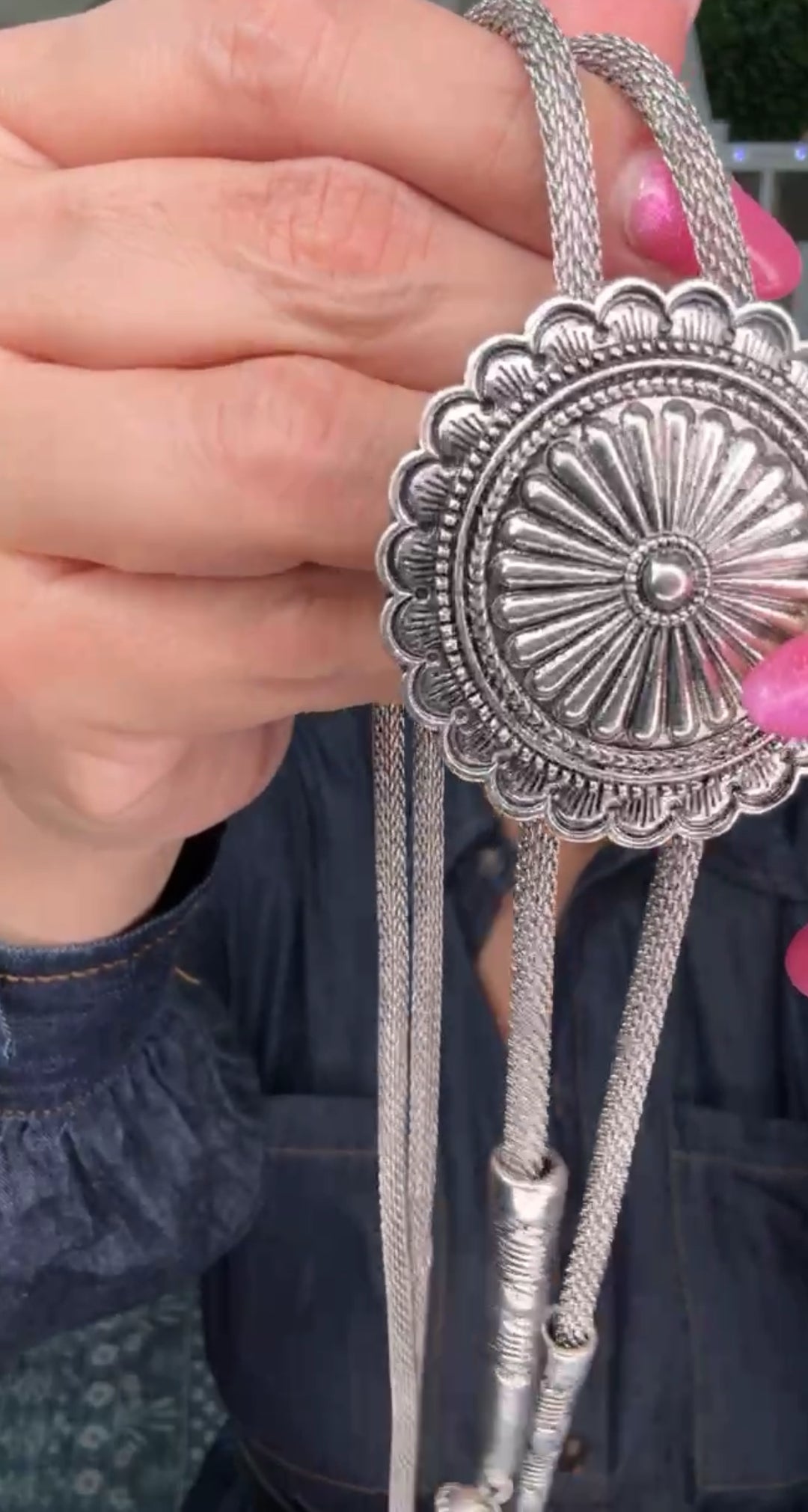 Collar Plateado Rodeo Bolo (#151)