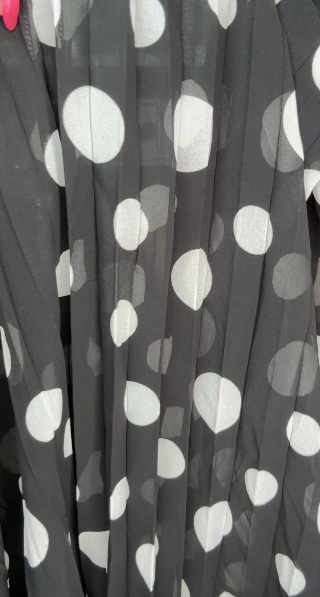 Vestido Latiste negro lunares blancos halter moño al cuello (#155)