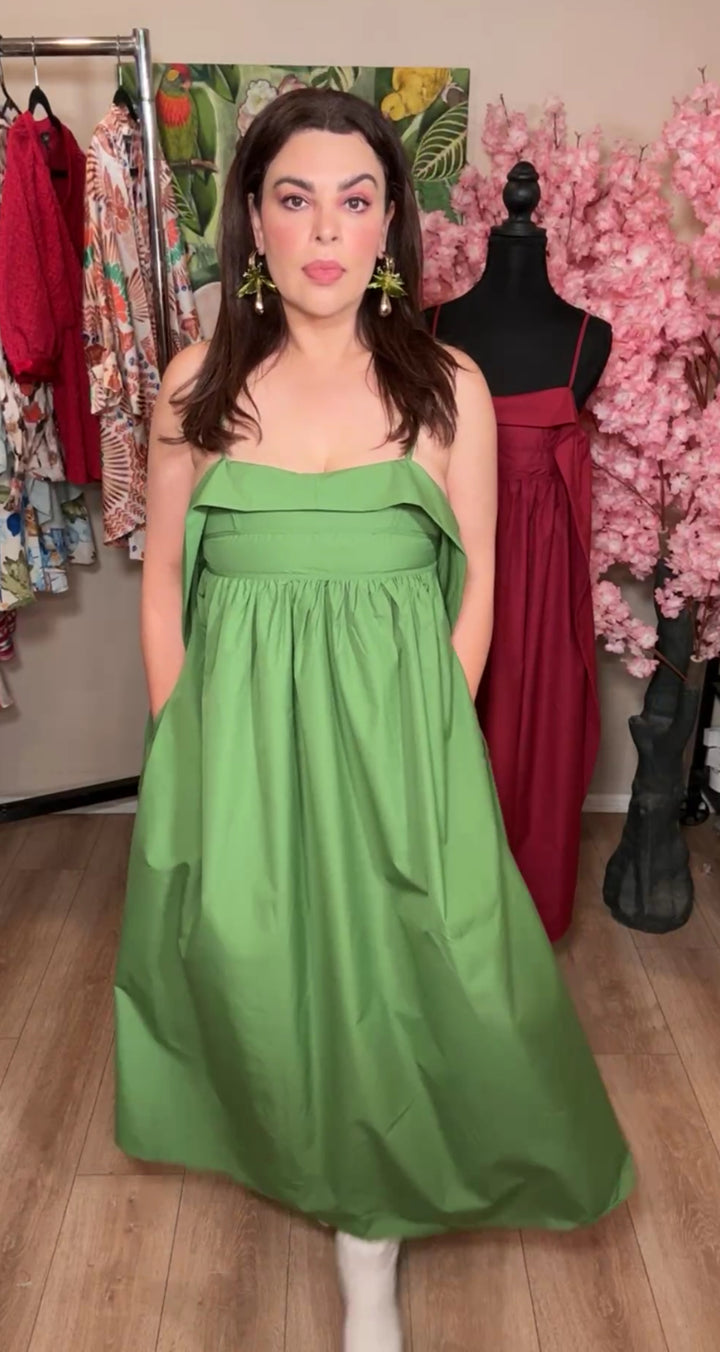 Vestido verde seco espalda peek a boo midi (#149)