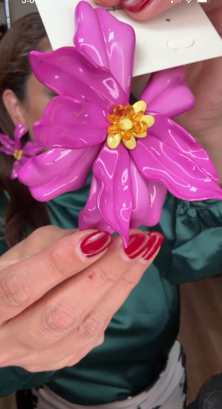 Arete magenta flor XL acabado glossy (#107)