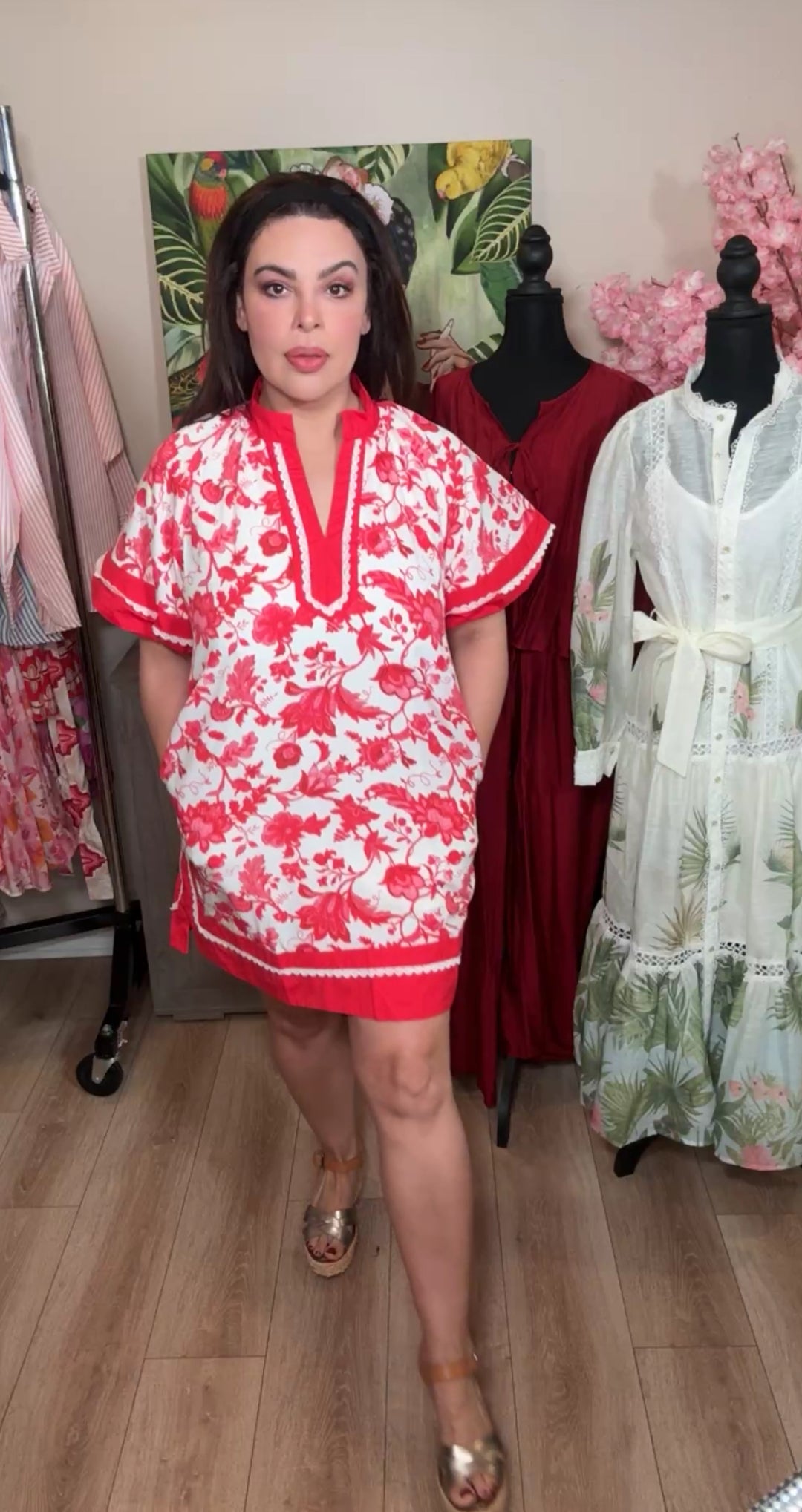 vestido rojo y beige floral mini (
