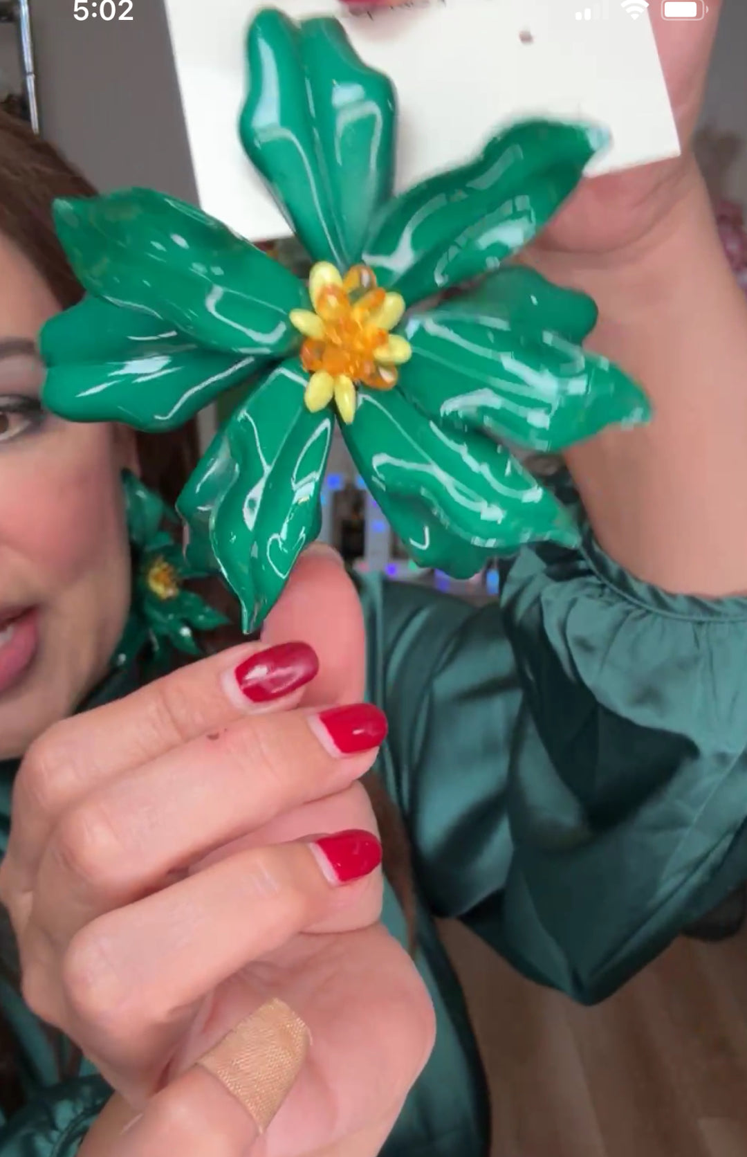 Arete verde flor XL acabado glossy (#117)