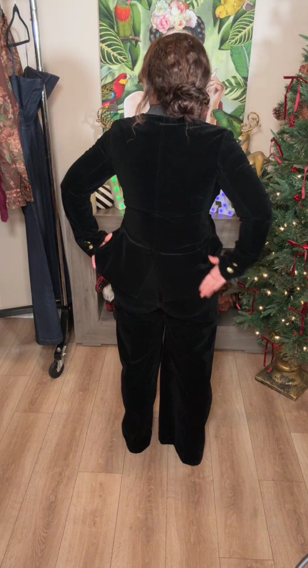 Set negro velvet botón oro blazer y pantalón (#118)