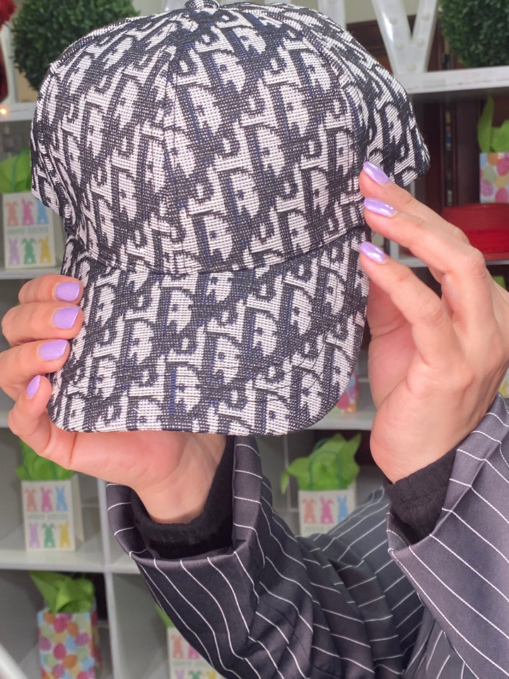 Gorra Blanco y Negro Dio (#151)