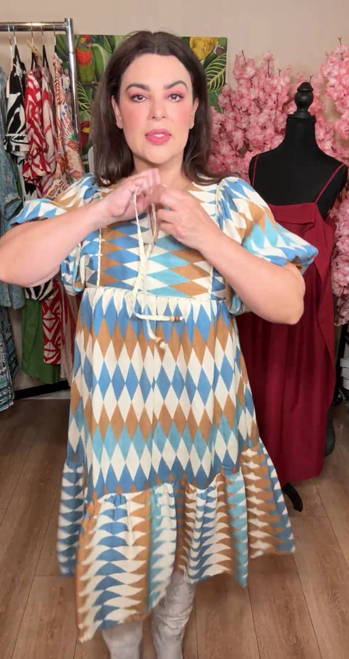 Vestido azul mocha y beige estampado diamante midi (#148)