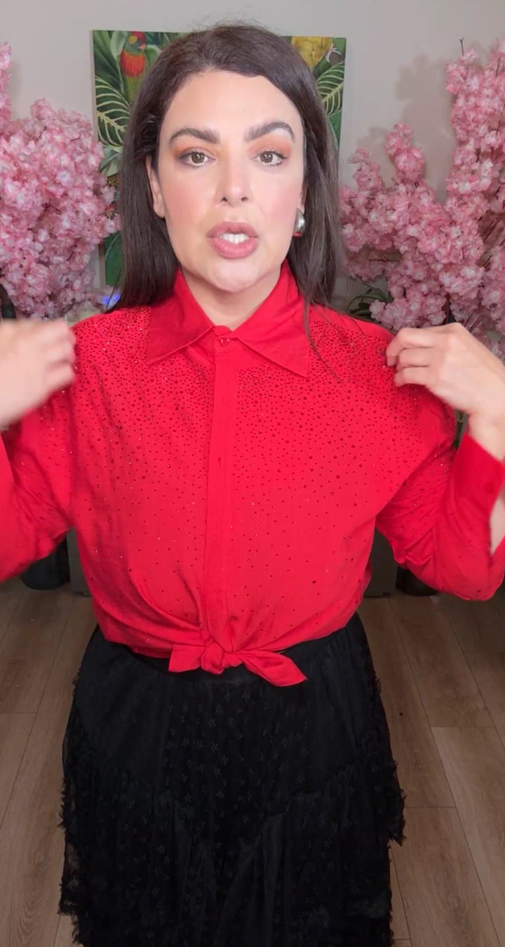 Camisa Roja con Pedrería Corte Relax (#113)