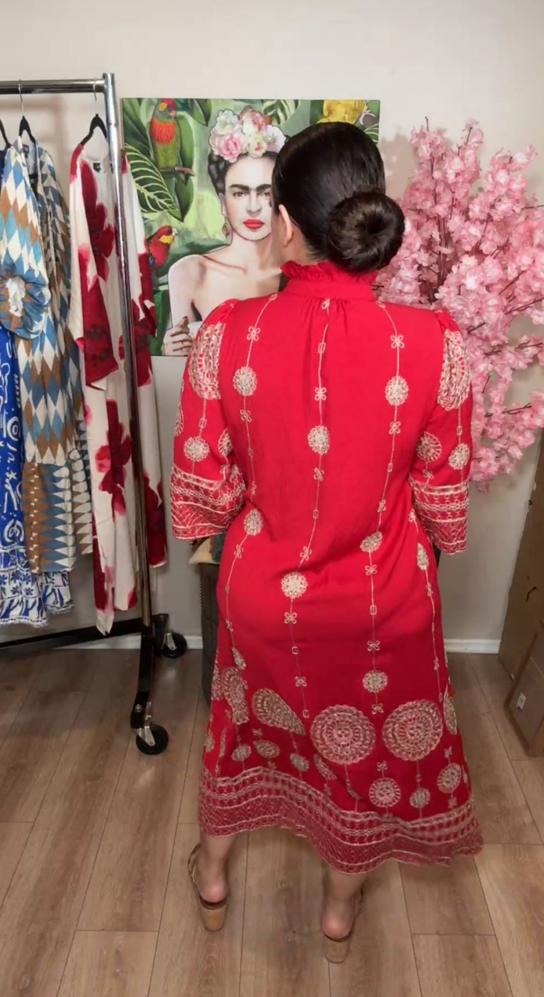 Vestido rojo bordado oro china midi (#156)