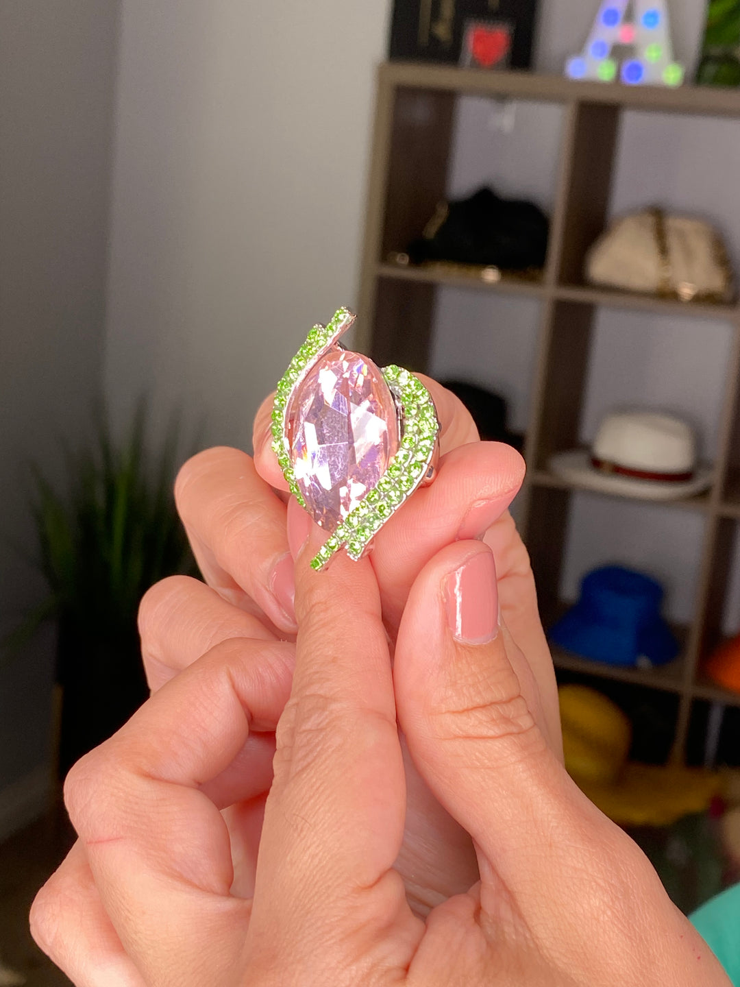 Anillo Rosa y Verde Gota (#138)