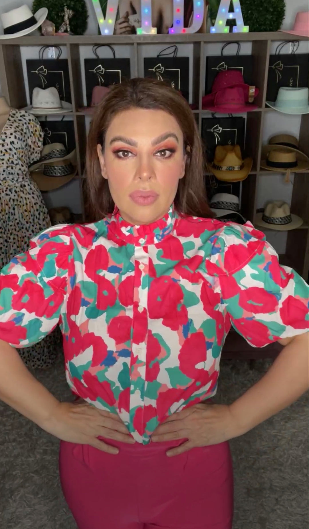 Blusa Rosa Fuschia y Verde Floral Manga Bubble (#128)