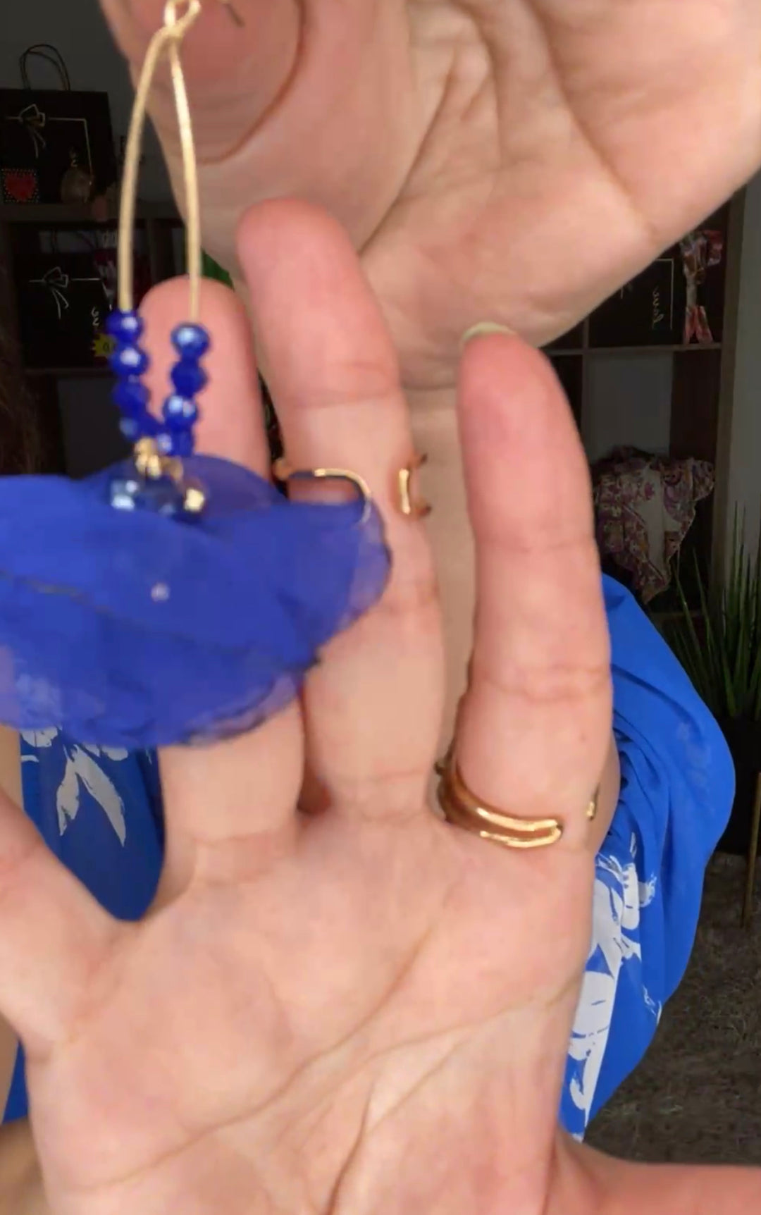 Arete Azul Royal Petalos (#144)