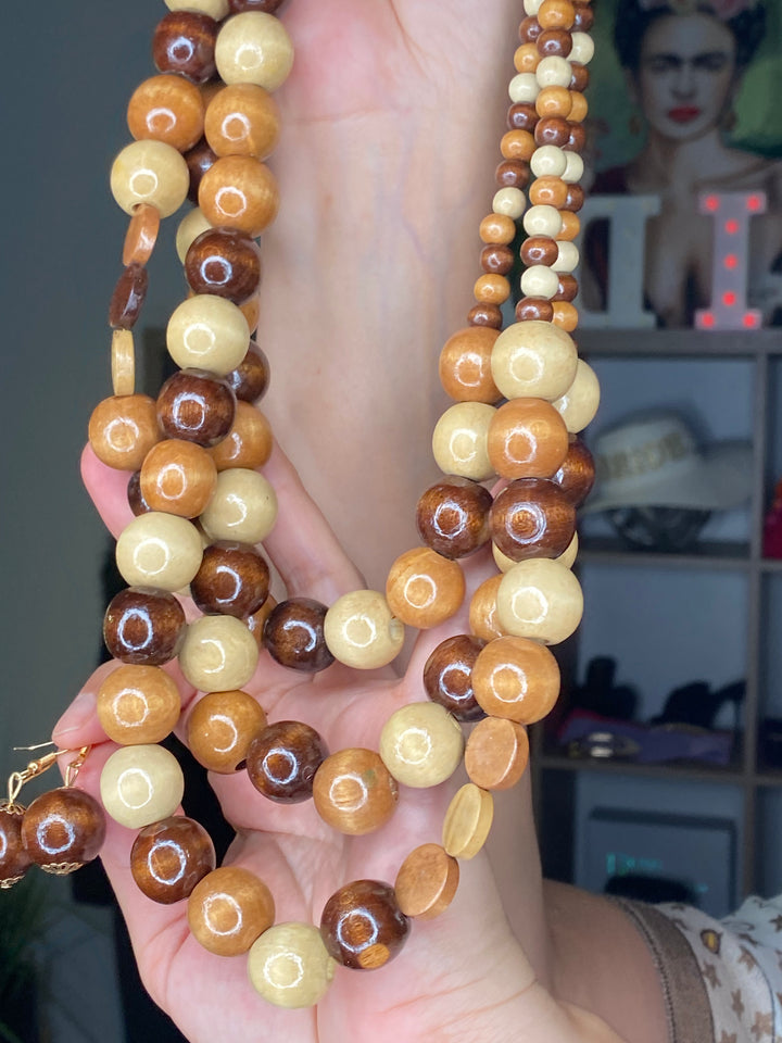 Collar Tierra Bolas Madera (#122)