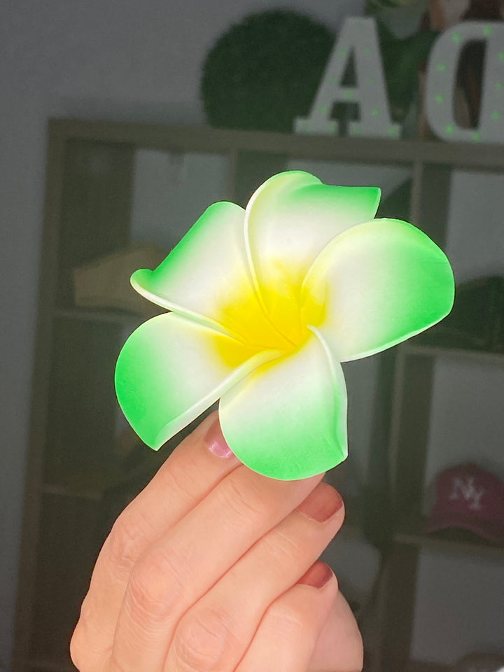 Broche Verde Flor Tropical (#214)