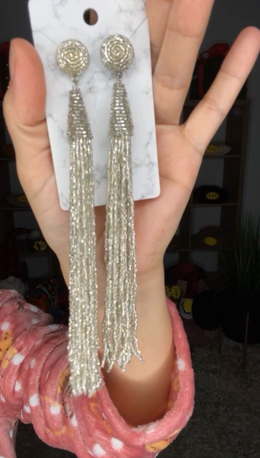 Arete Plateado Shakira Barbas (#220)
