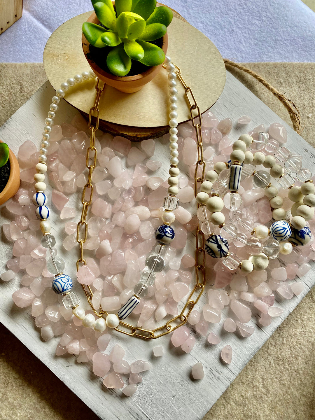 Collar set eslabones dorado con perlas, cristales y talavera con 3 pulseras en juego