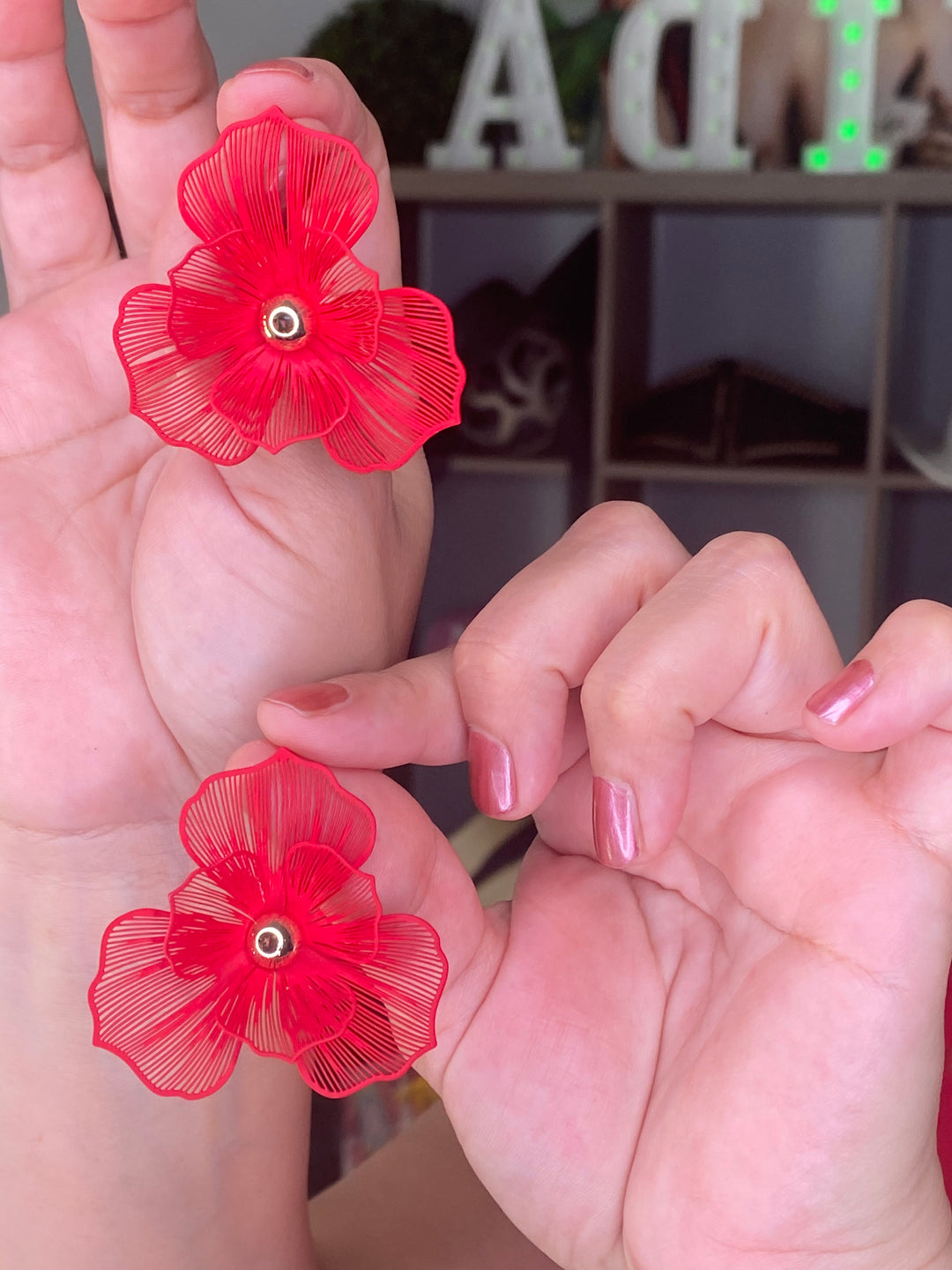 Arete Rojo Flor Chico Metal (#161)